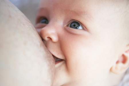 mang thai, nuôi con bằng sữa mẹ, tiết sữa sau sinh, thai kì, sữa mẹ, lợi ích, prolactin, oxytoxin 
